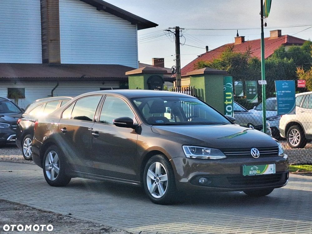 Volkswagen Jetta 1.2 TSI Comfortline Perfectline - 16