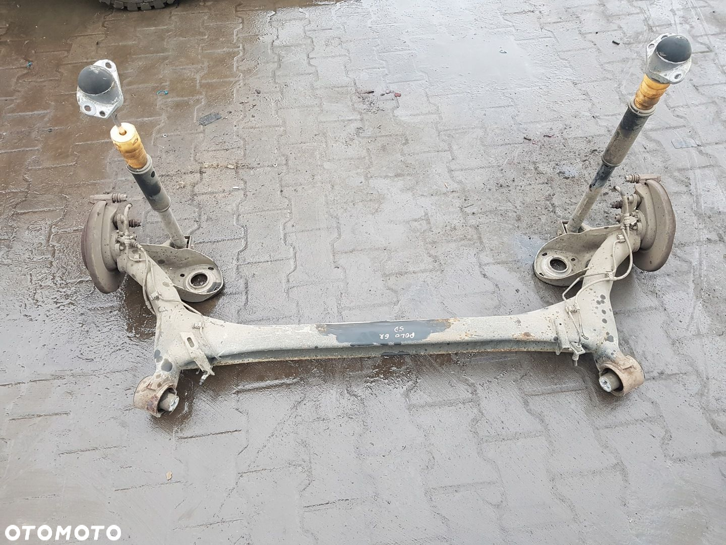 VW POLO 6R 09-14r BELKA ZAWIESZENIA TYŁ TYLNA - 2