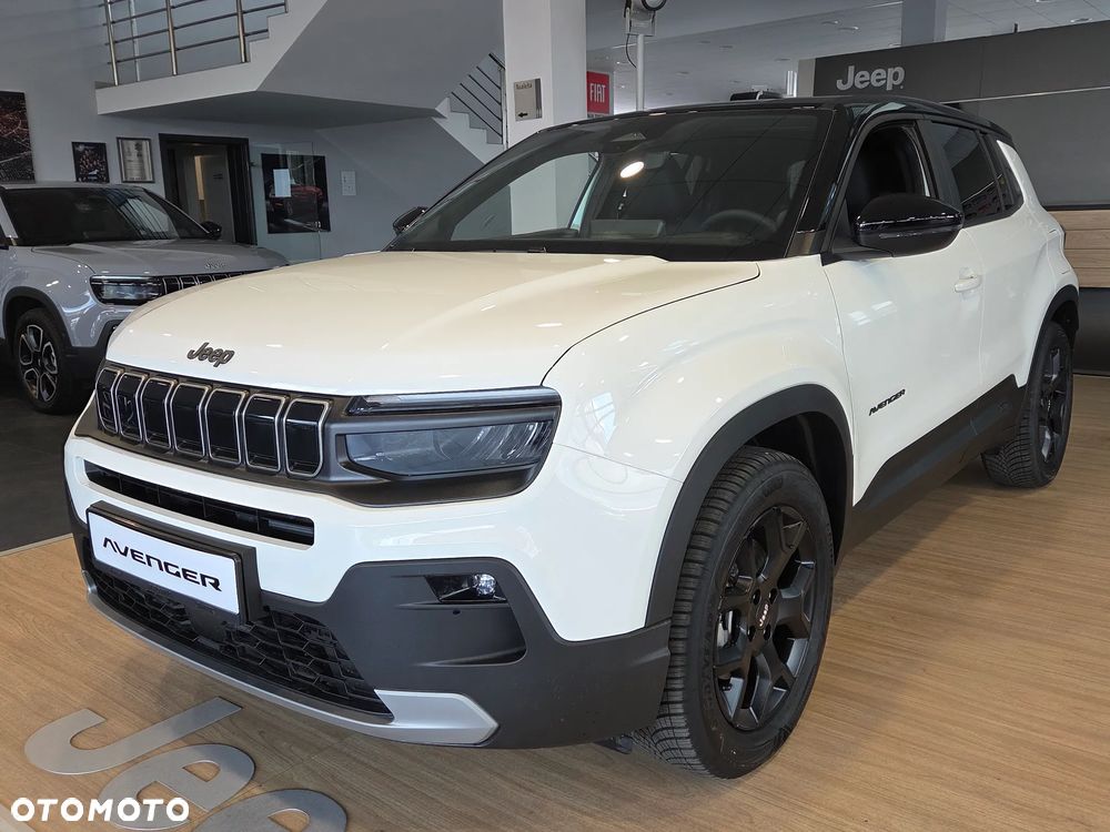 Jeep Avenger 1.2 T3 mHEV Black Edition FWD eDCT6 - 1