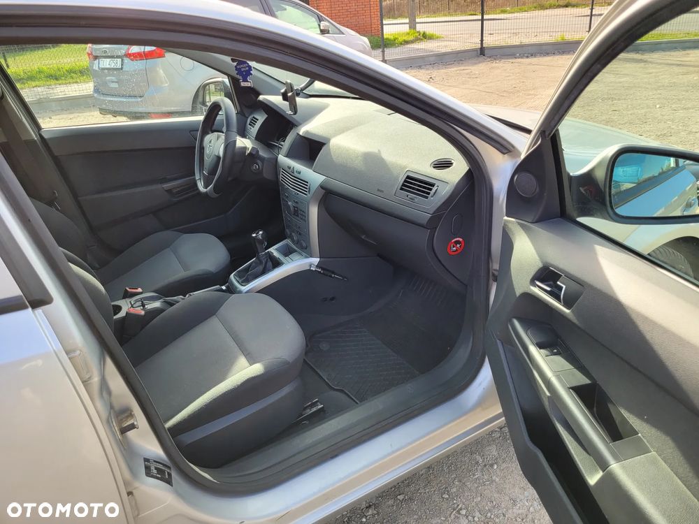 Opel Astra - 12