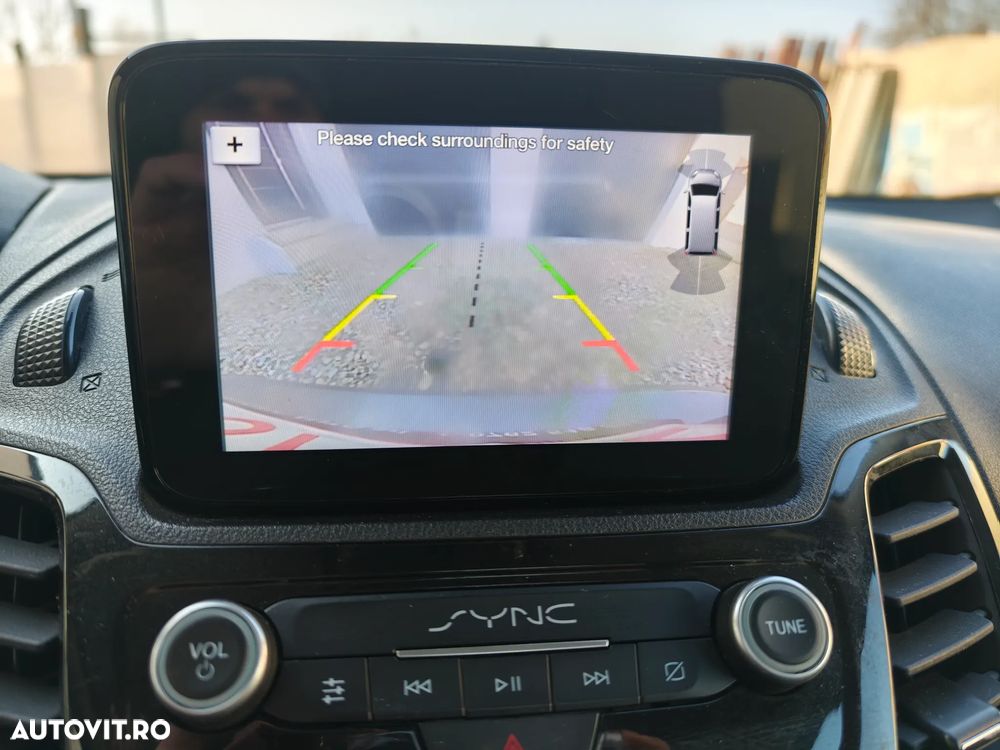 Ford Tourneo Connect 1.5 EcoBlue Aut. Start-Stop Titanium - 27