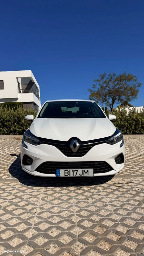Renault Clio - 1