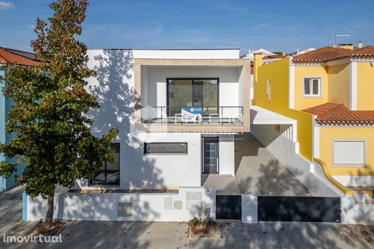 Moradia T4 Venda em Santarém (Marvila), Santa Iria da Ribeira de Santa - Grande imagem: 3/60