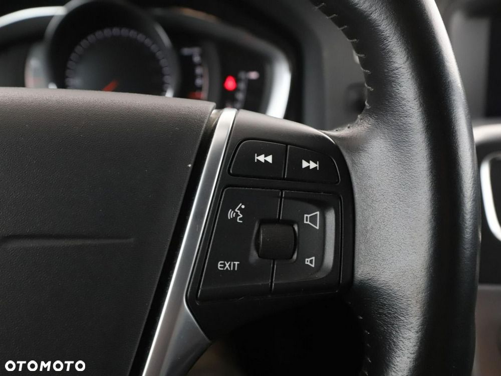 Volvo V60 Cross Country D3 Geartronic Pro - 28
