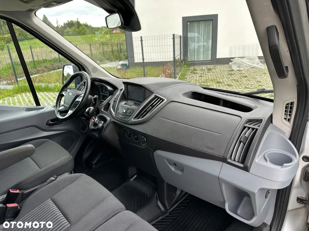 Ford Transit L2H2 AWD Trend - 24