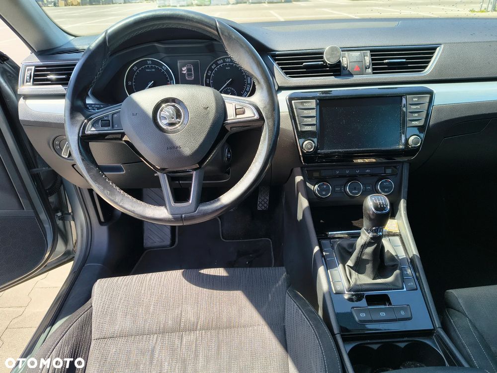 Skoda Superb 2.0 TDI Ambition - 7