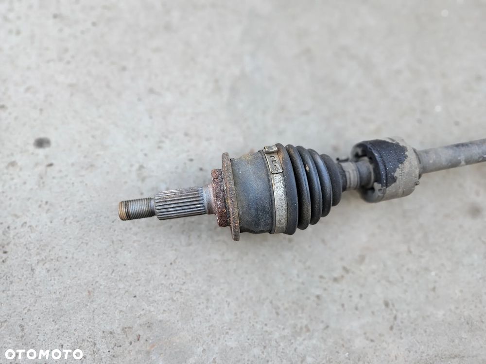 Półoś prawa przednia Suzuki Splash Opel Agila B 1,0 2011r 44101-85l00 - 2