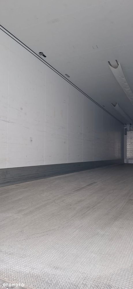 Schmitz Cargobull - 12