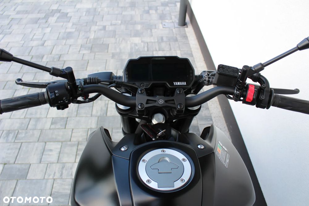 Yamaha MT - 21