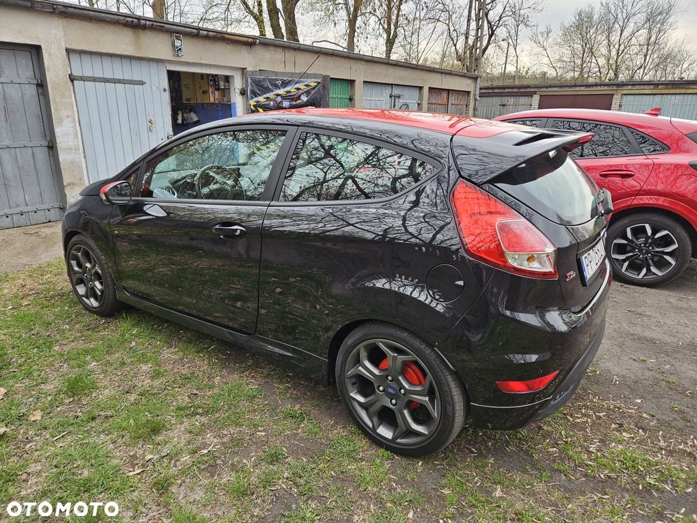 Ford Fiesta 1.0 EcoBoost STart-Stop ST-LINE - 6