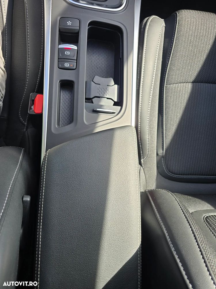 Renault Megane TCe GPF EDC Intens - 26