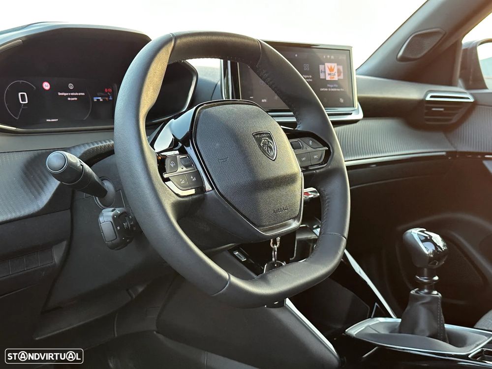 Peugeot 2008 1.2 PureTech Allure Pack - 12