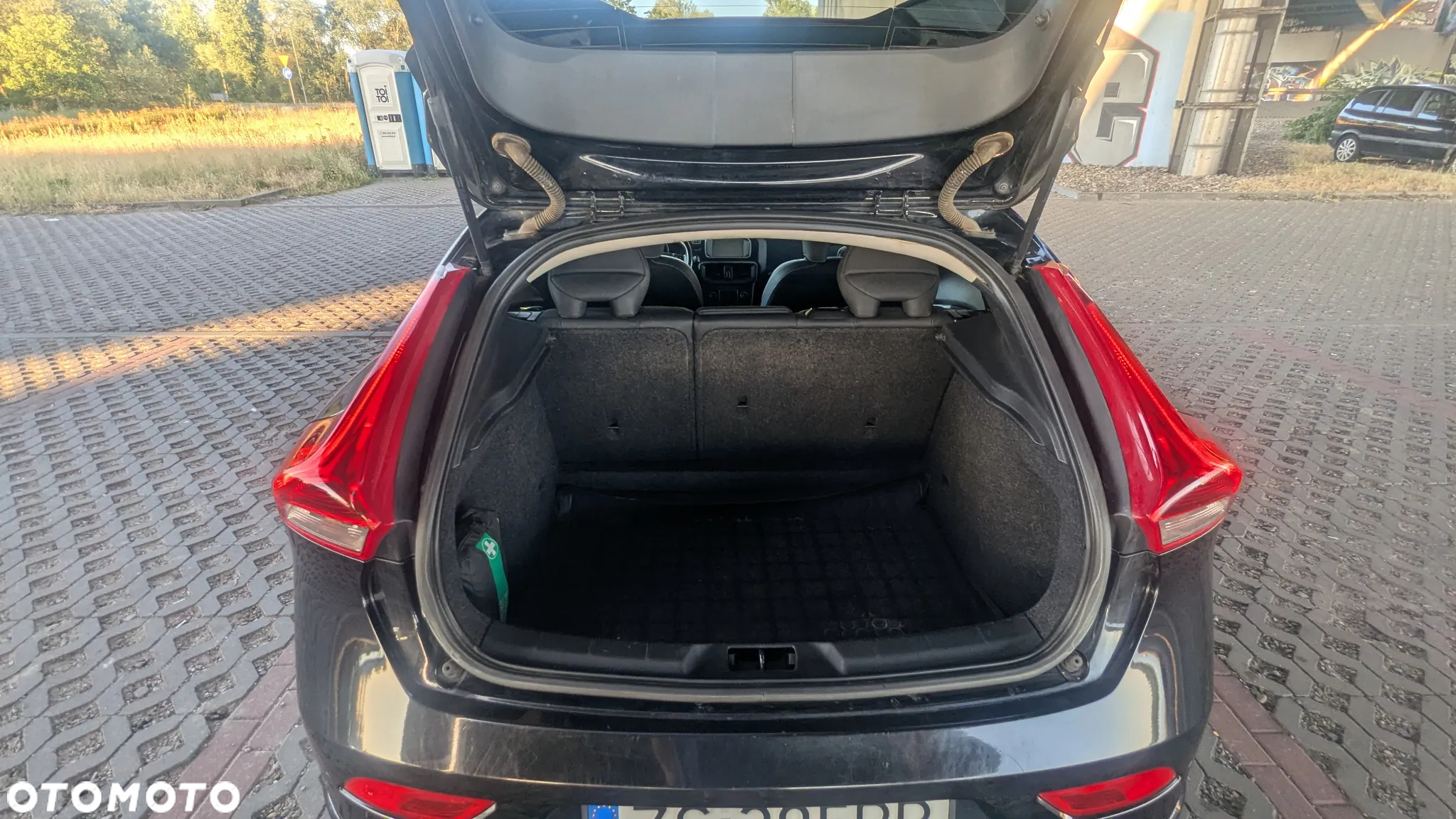 Volvo V40 D2 Base - 15