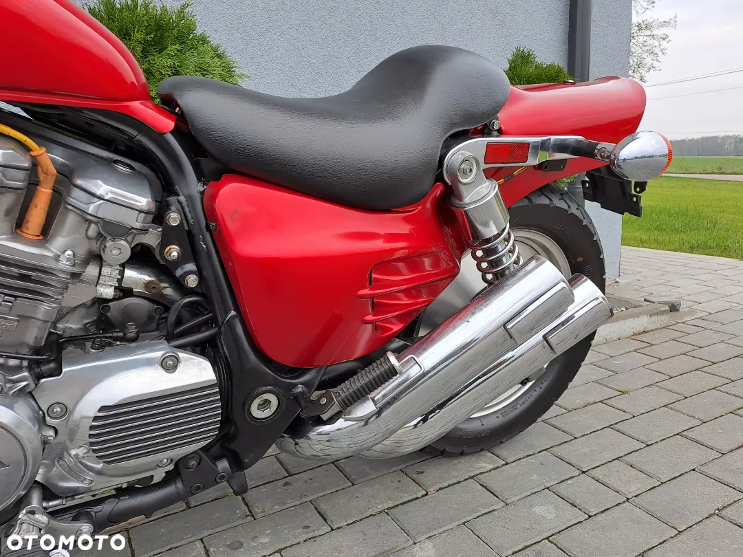 Honda VF - 28