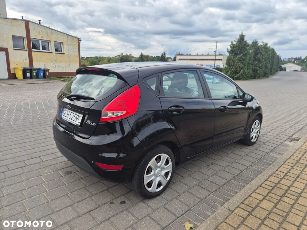 Ford Fiesta - 4
