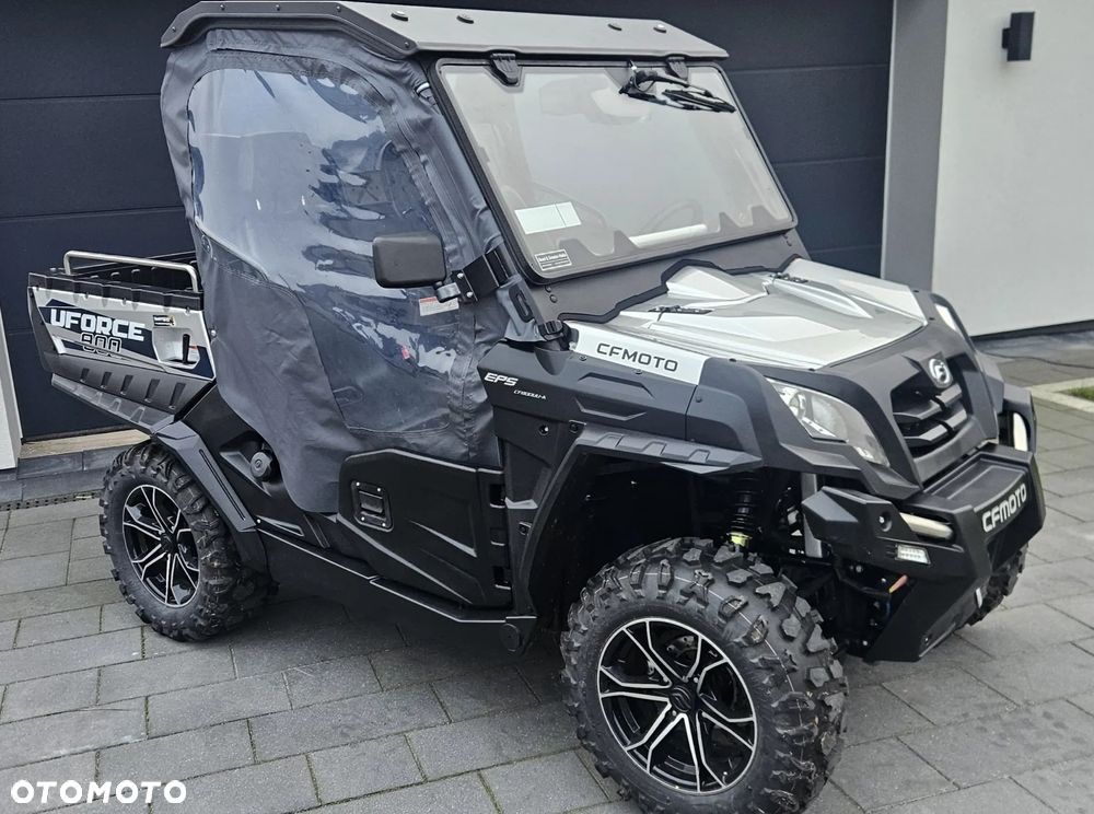 CFMoto UForce - 8