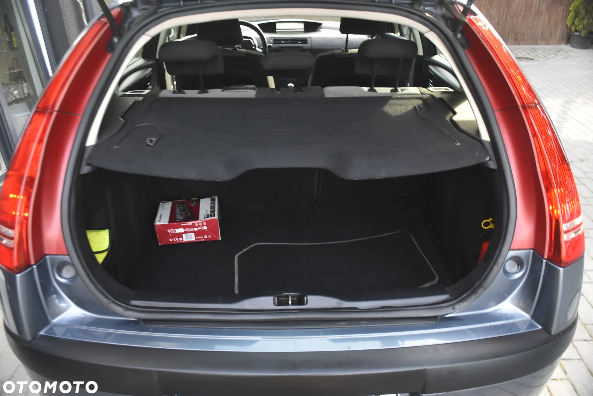 Citroën C4 1.6 16V Style - 11