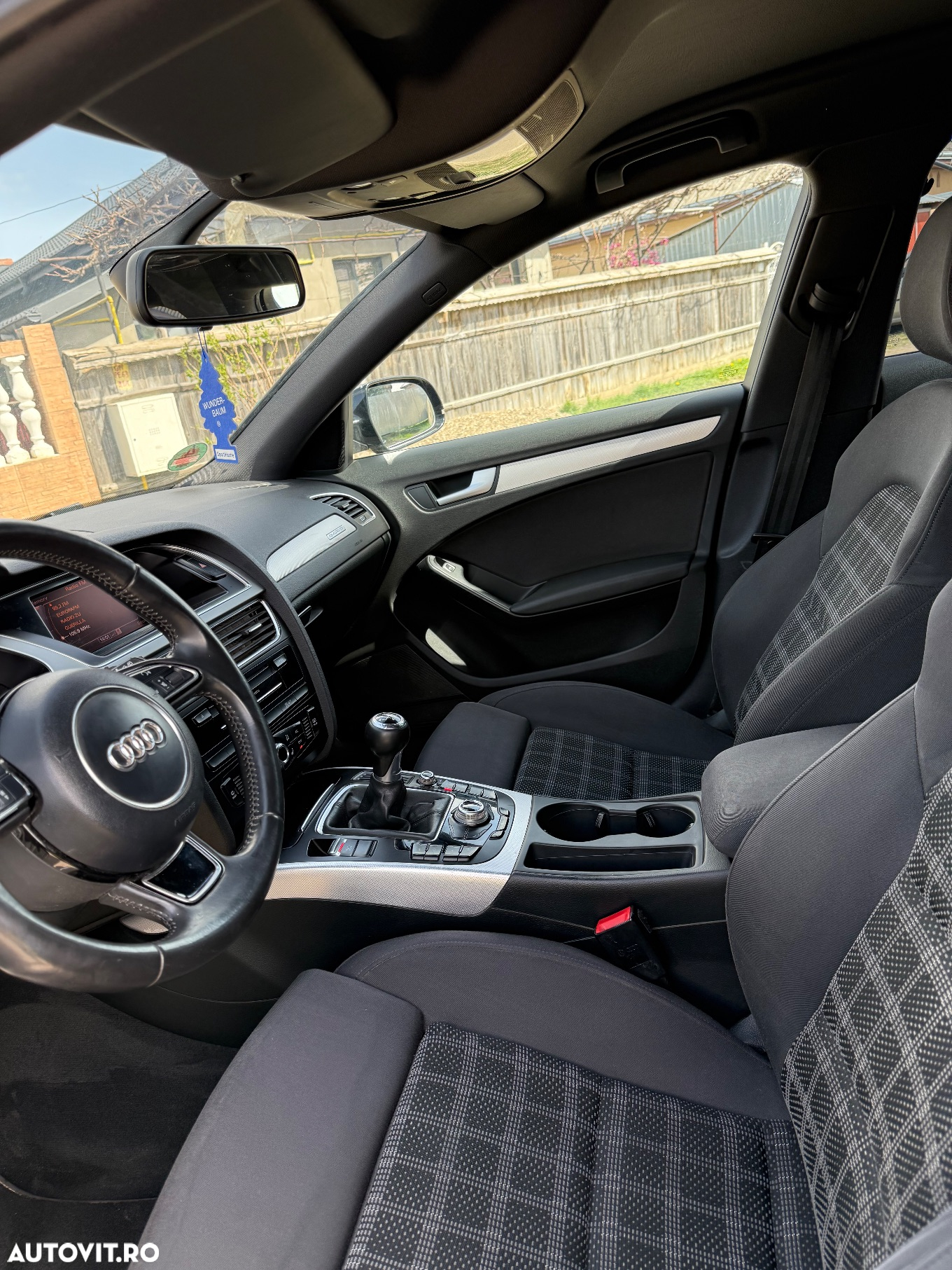 Audi A4 Avant 2.0 TDI quattro - 6
