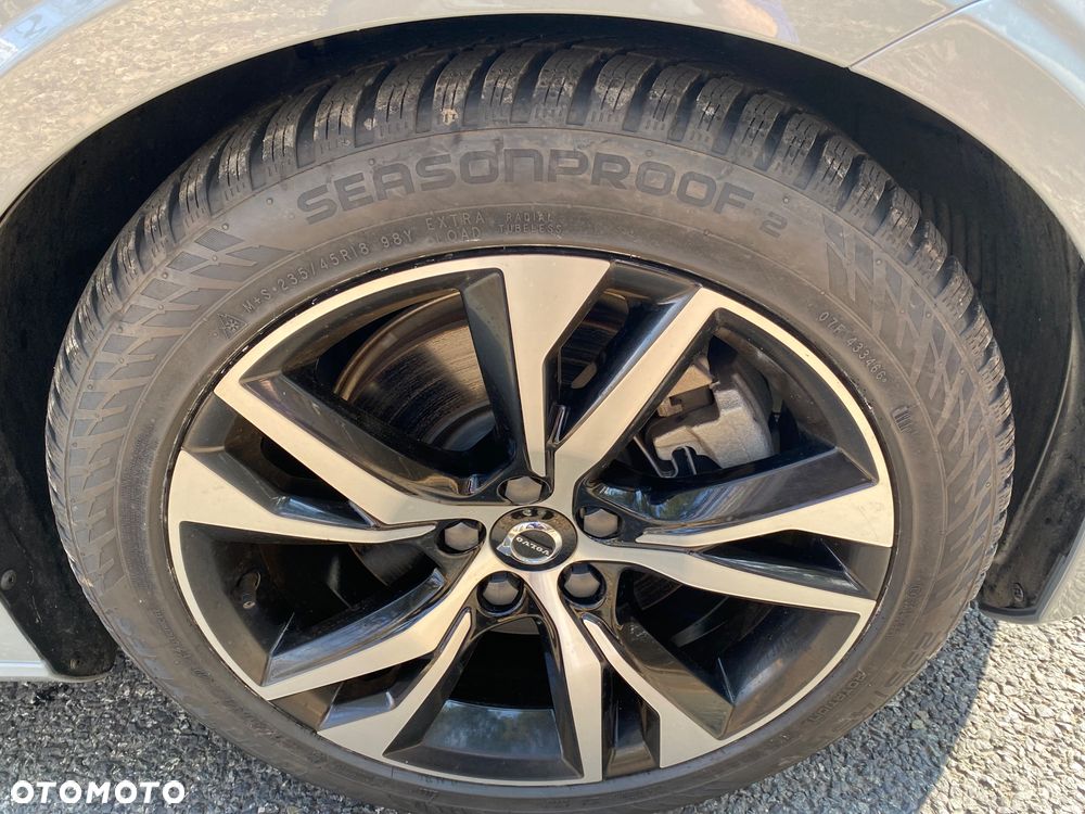Volvo S60 T5 Drive-E Dynamic Edition (Kinetic) - 29