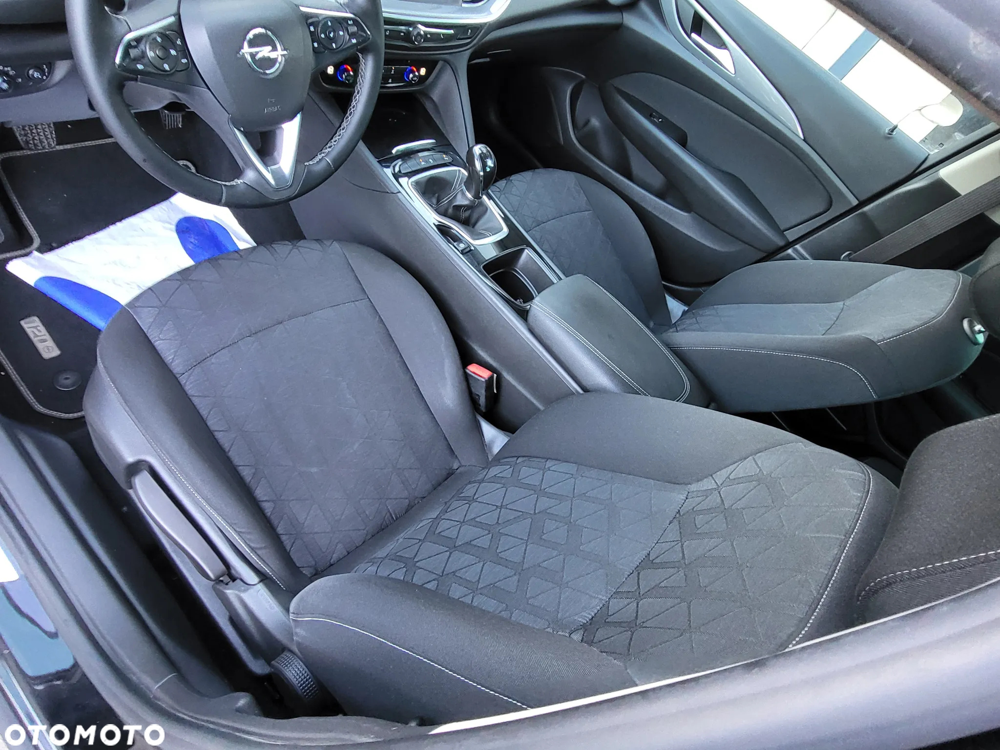 Opel Insignia 1.5 T Innovation S&S - 12