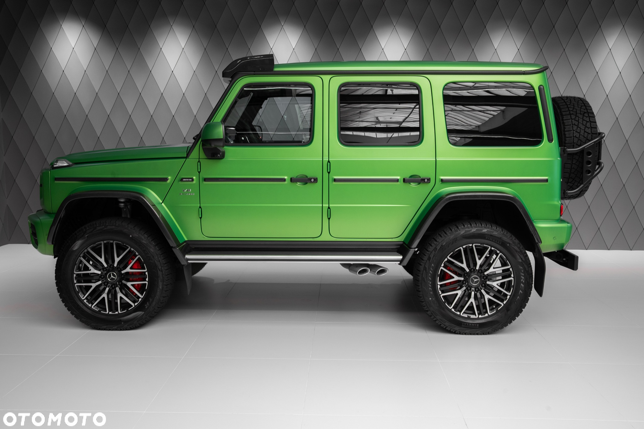 Mercedes-Benz Klasa G AMG 63 4x4 - 4