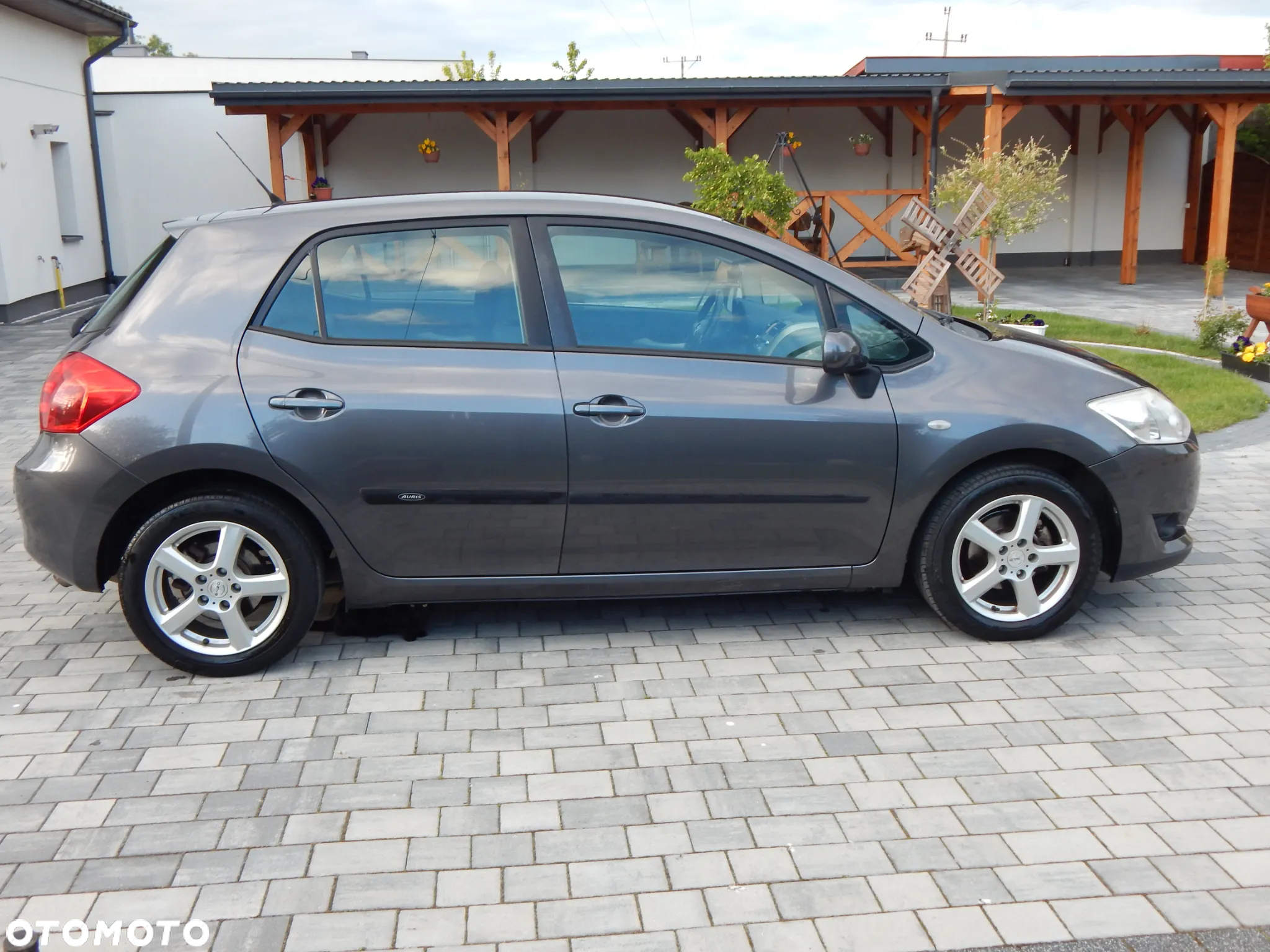 Toyota Auris 1.6 VVT-i Sol - 12