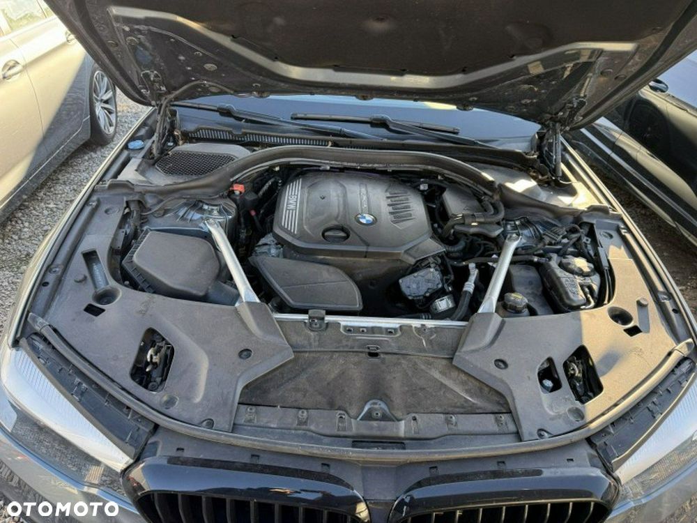 BMW Seria 5 - 26