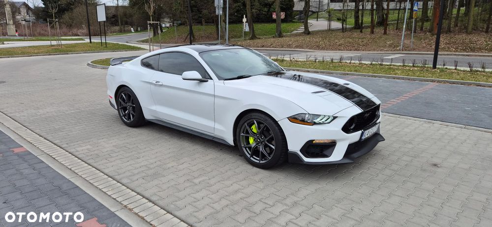 Ford Mustang - 7