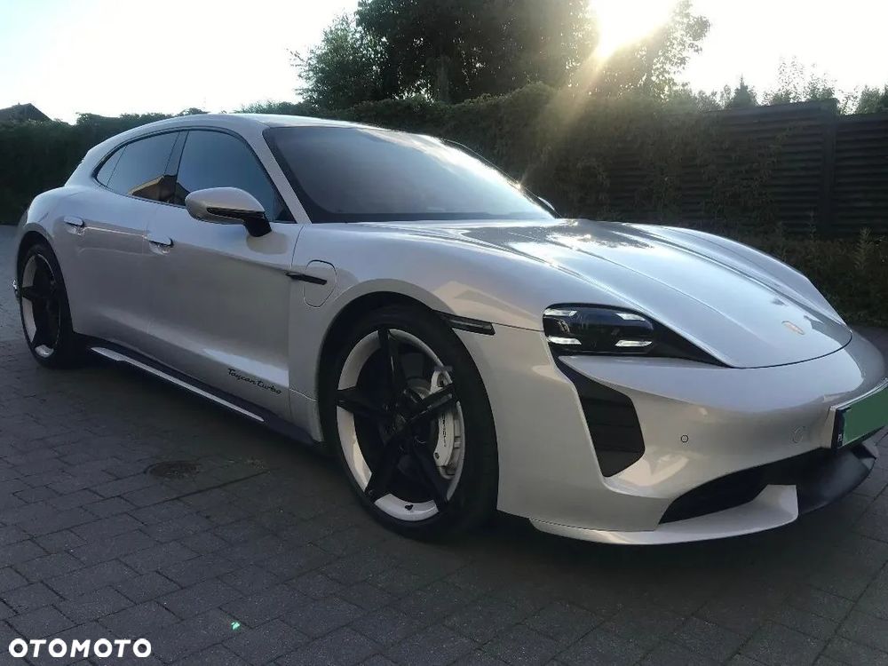 Porsche Taycan 2022 photo 2