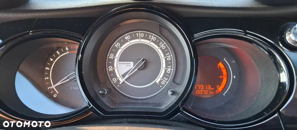 Citroën C3 1.2 PureTech Exclusive - 8