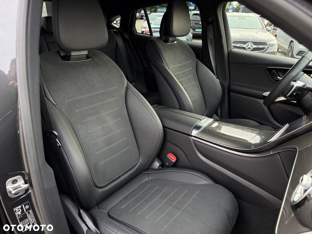 Mercedes-Benz GLC 220 d mHEV 4-Matic AMG Line - 24