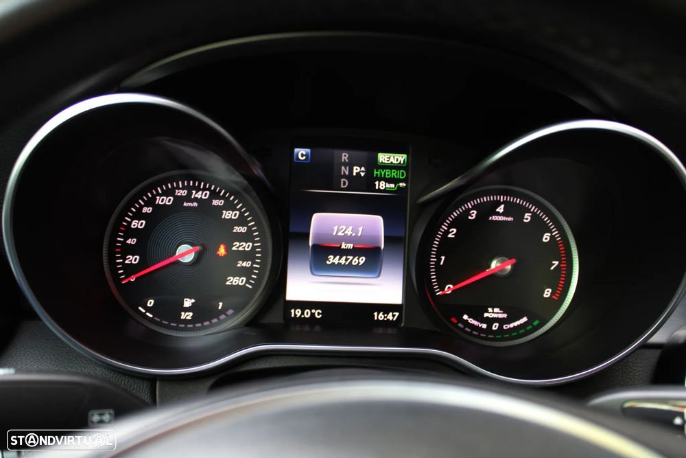 Mercedes-Benz C 350 e - 34