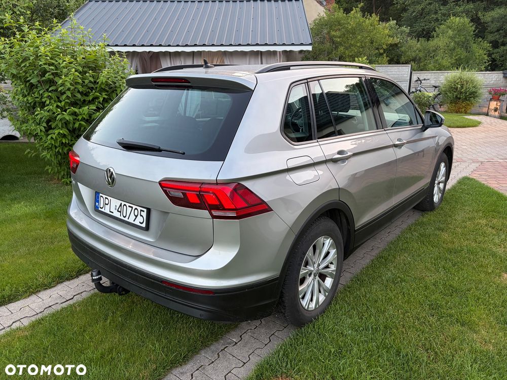 Volkswagen Tiguan - 5