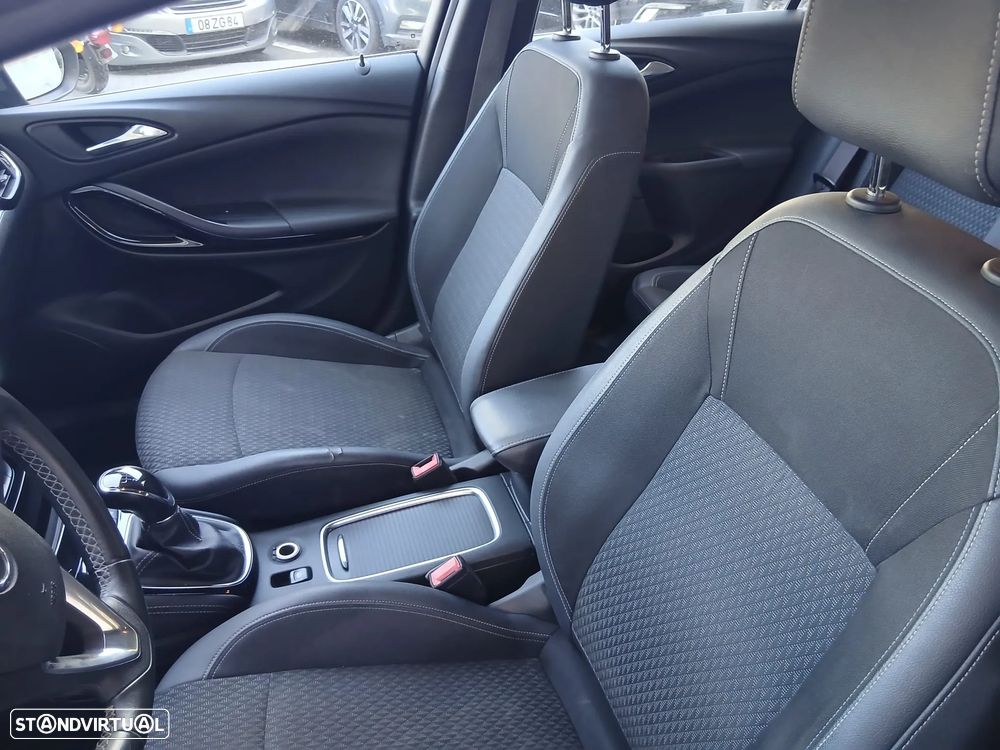 Opel Astra Sports Tourer 1.6 CDTI Innovation S/S RM6/SOB/5PC/5PB - 23