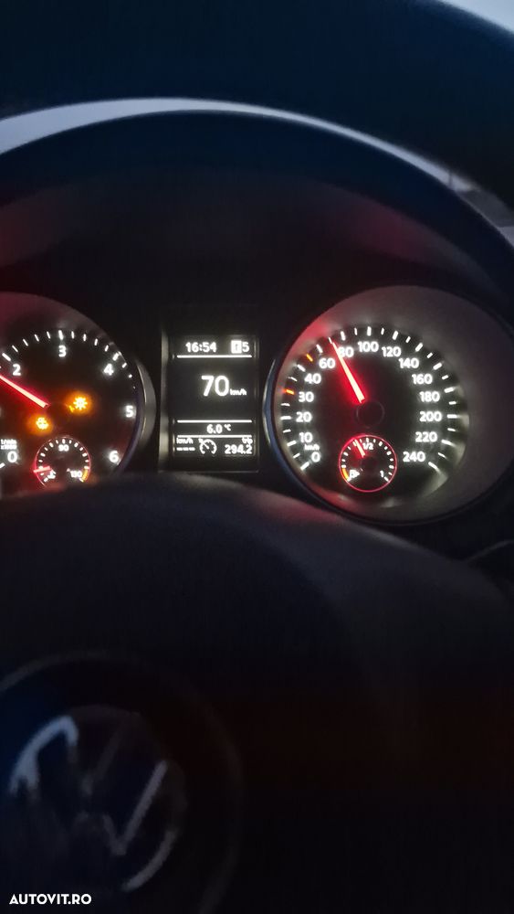 Volkswagen Golf - 11