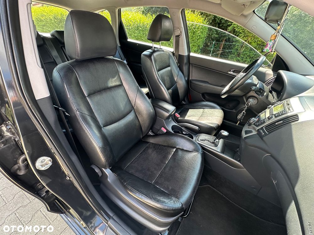 Hyundai i30 1.6 Premium - 12