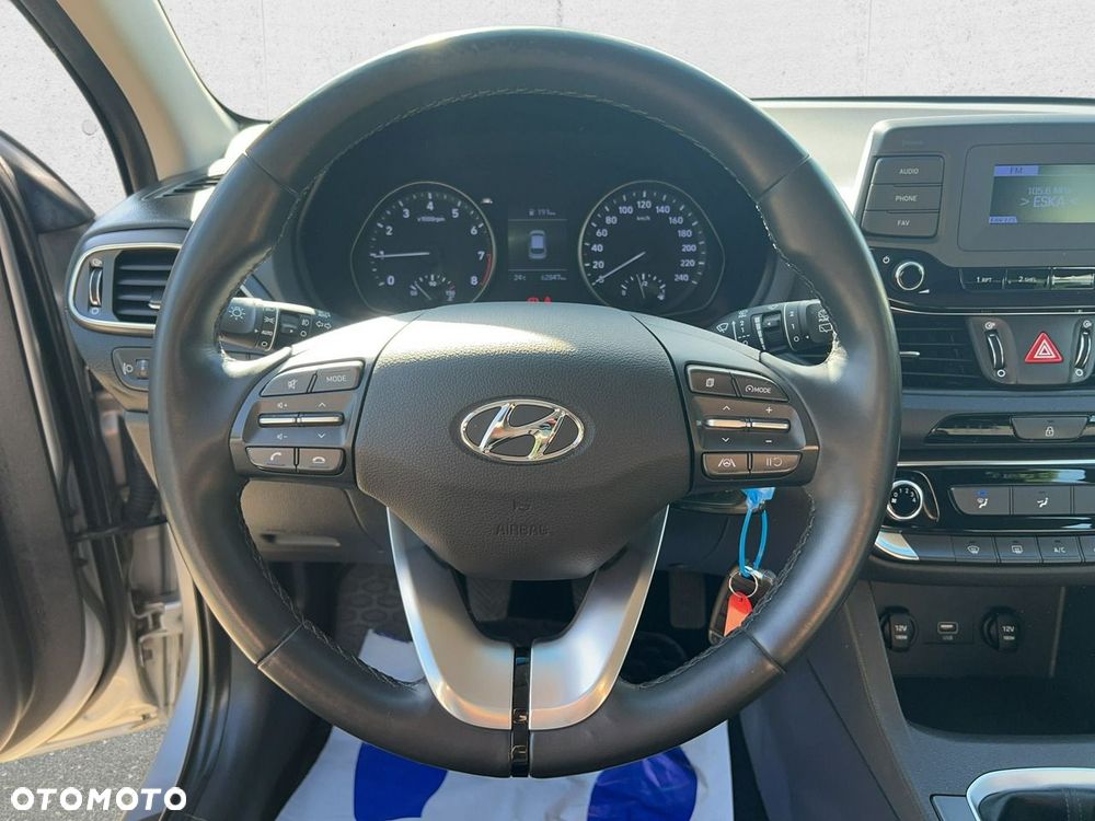 Hyundai i30 - 16
