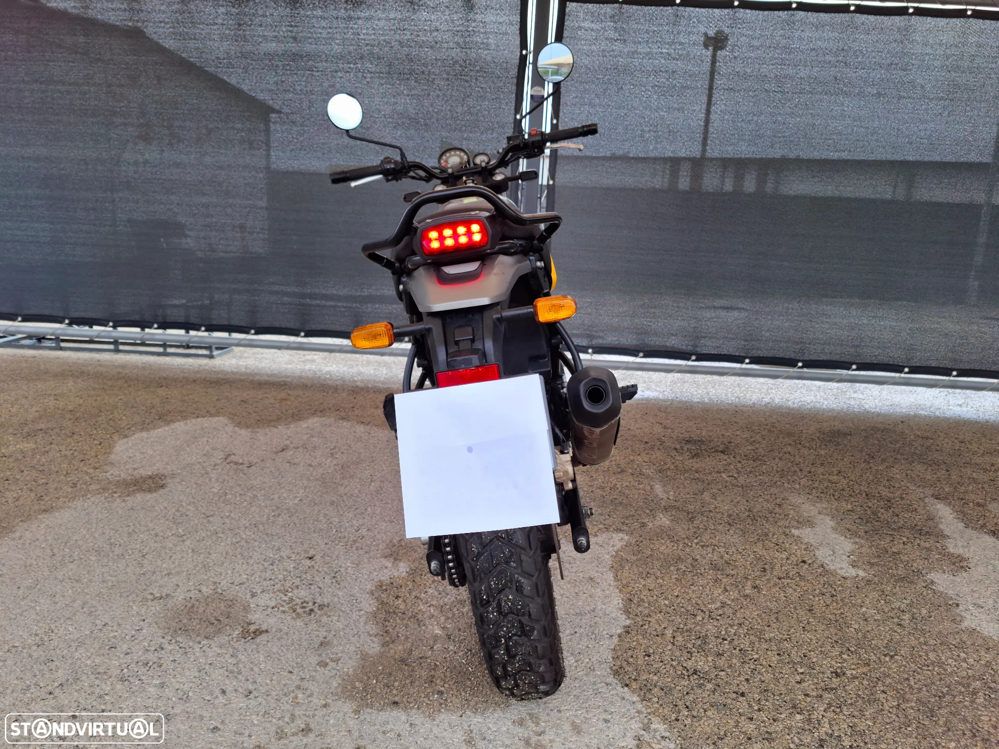 Royal Enfield Himalayan Scram 411 - 14