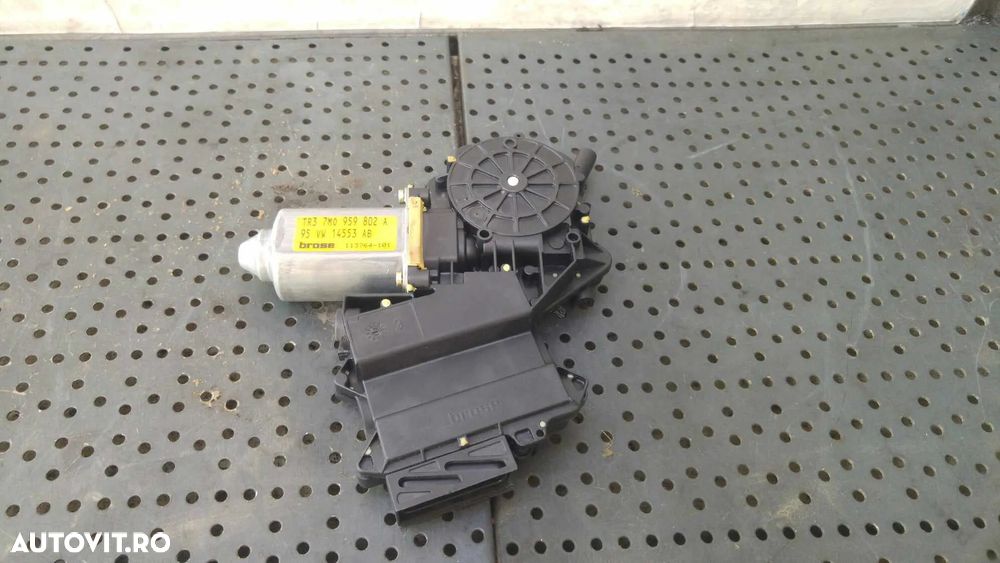 Motoras macara geam dreapta fata ford galaxy wgr 7m0959802a - 1