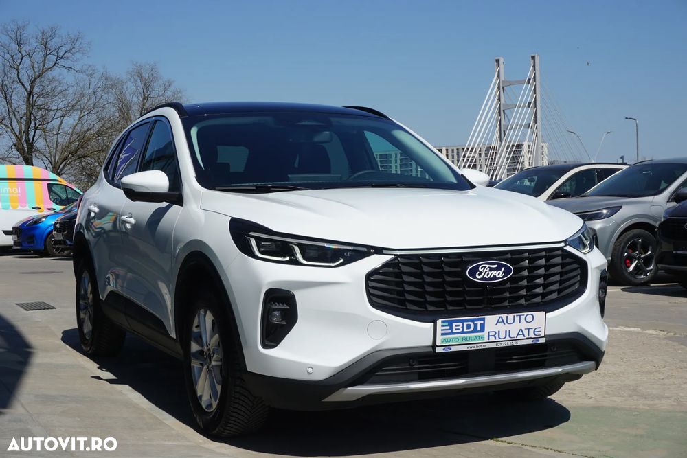 Ford Kuga 1.5 EcoBoost A8 FWD Titanium - 3