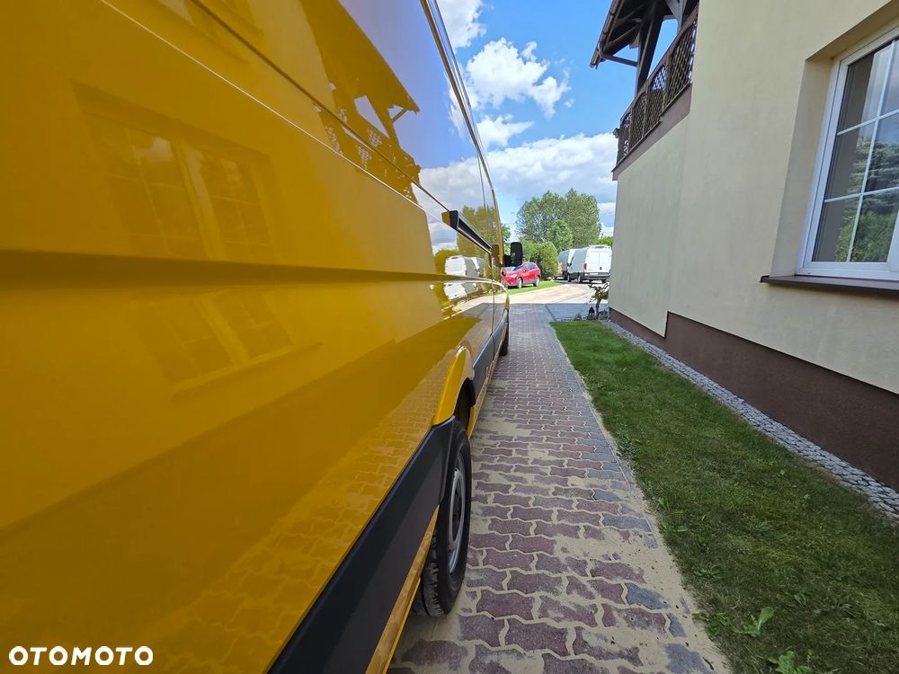 Volkswagen Crafter - 16