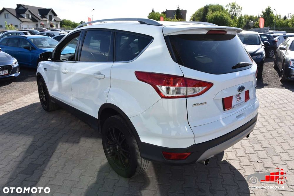 Ford Kuga 1.5 EcoBoost 2x4 Titanium - 8