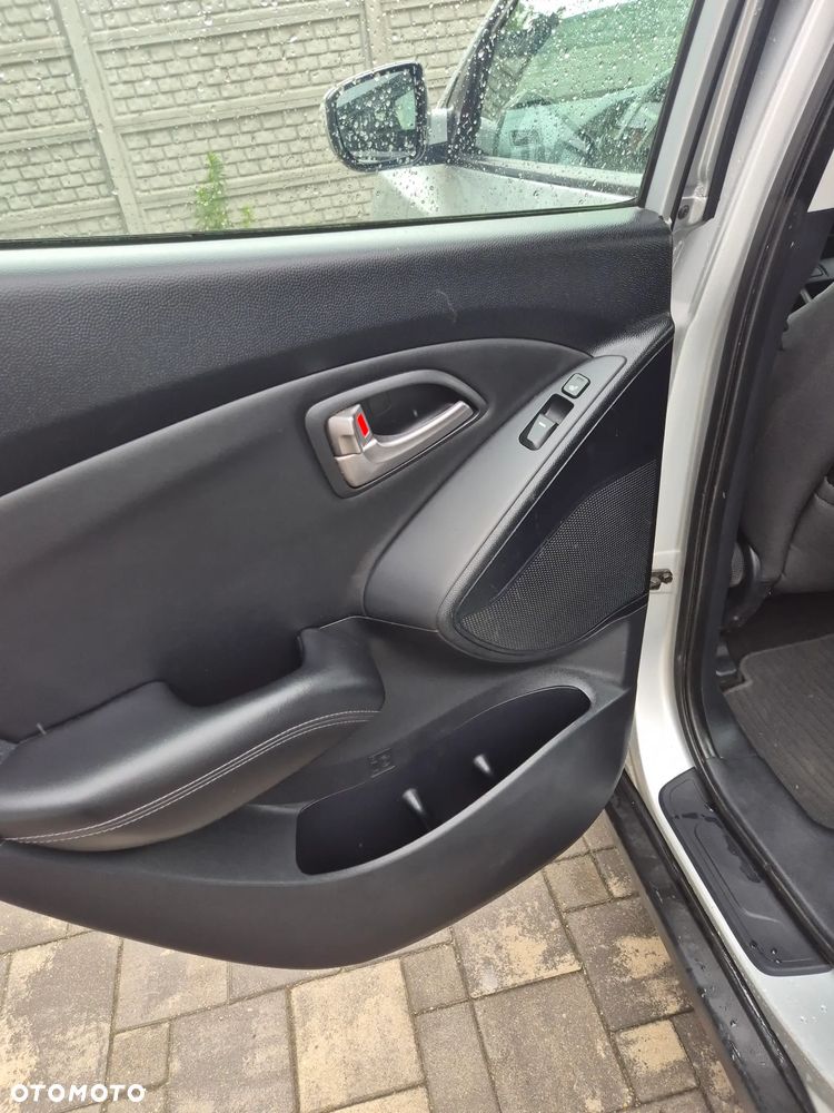 Hyundai ix35 1.7 CRDi Premium 2WD - 12