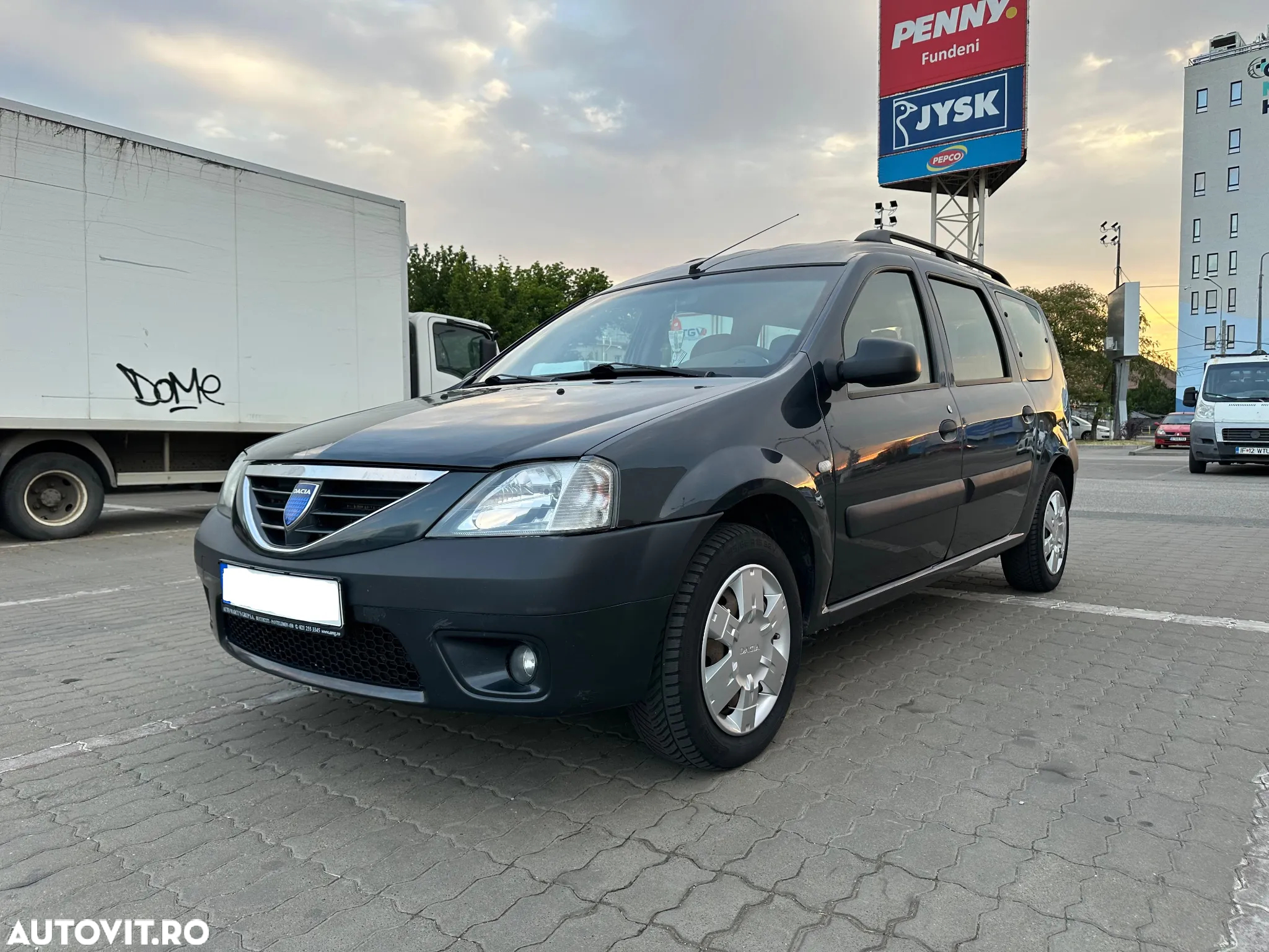 Dacia Logan 1.6 16V Laureate - 3