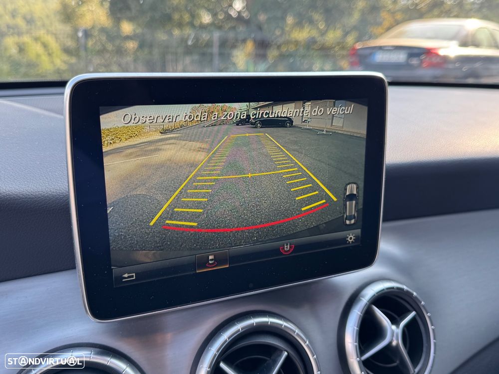 Mercedes-Benz CLA 220 CDI 7G-DCT AMG Line - 14