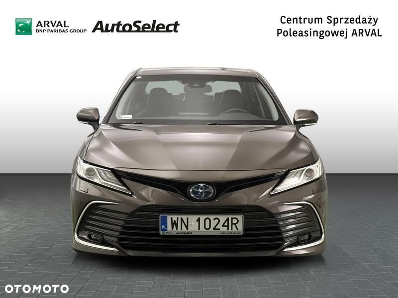 Toyota Camry 2.5 Hybrid Executive CVT - 9