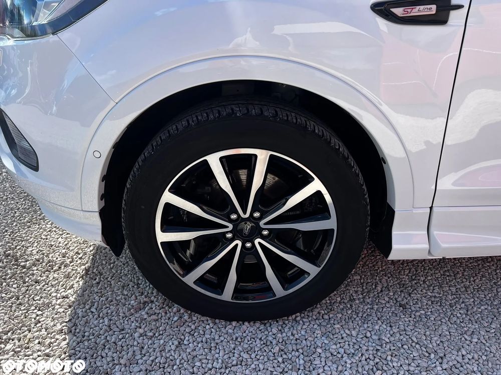 Ford Kuga 2.0 TDCi 4x4 ST-Line - 25