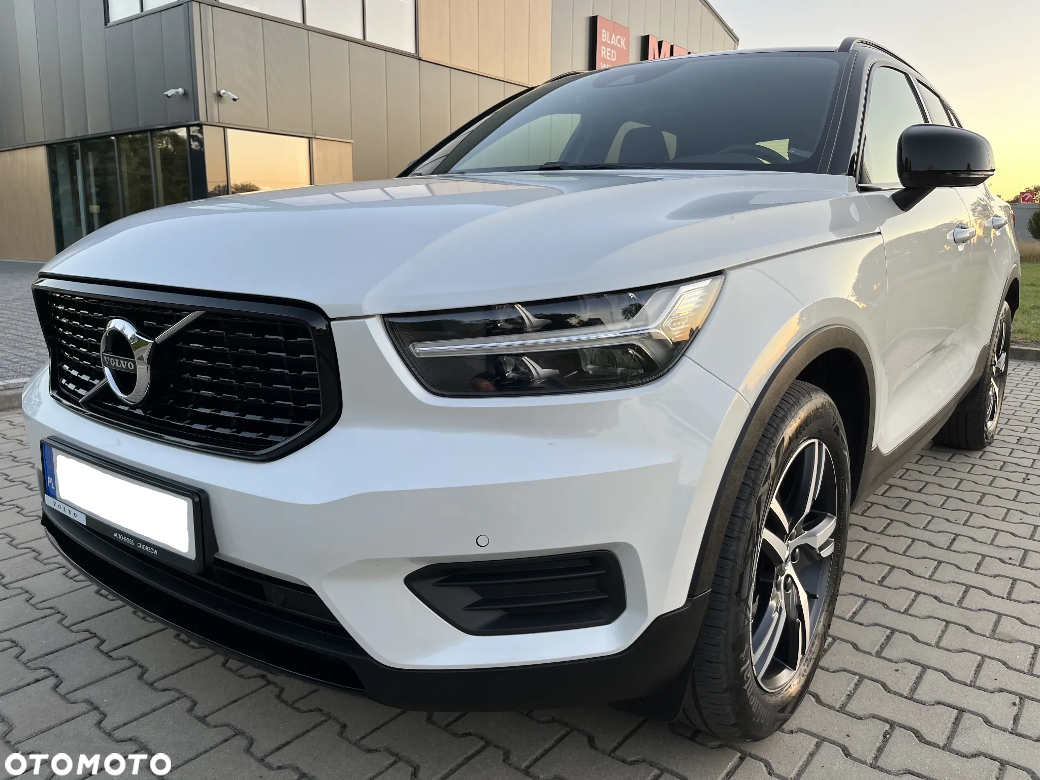 Volvo XC 40 T3 R-Design - 10