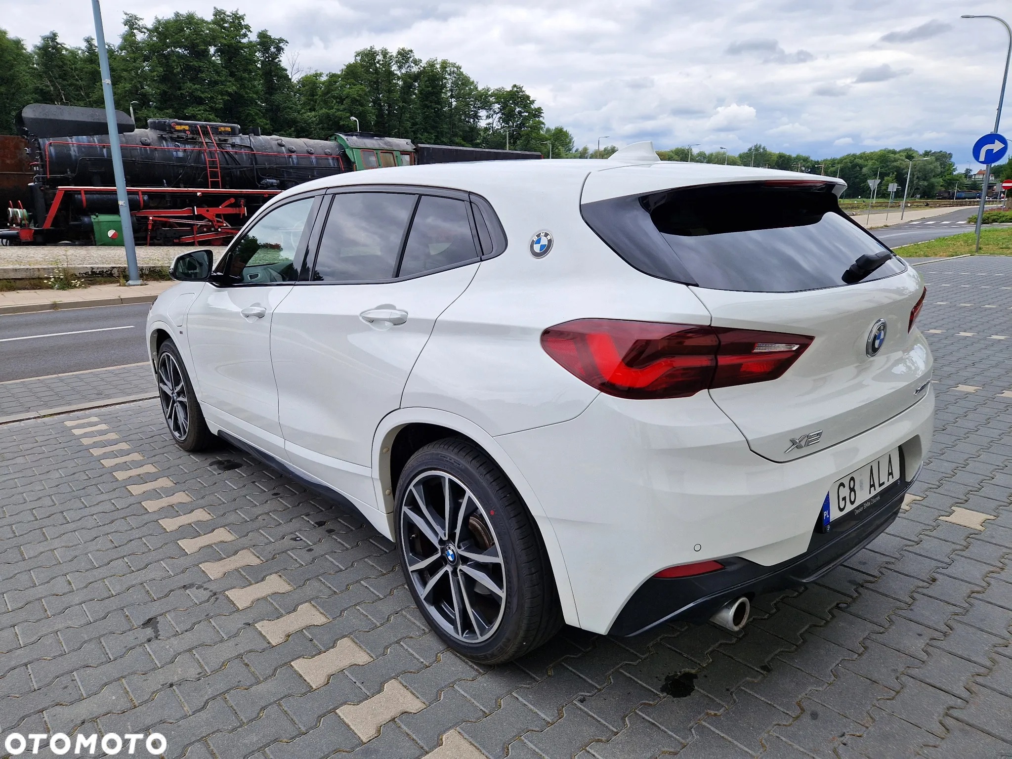 BMW X2 xDrive25e M Sport - 4
