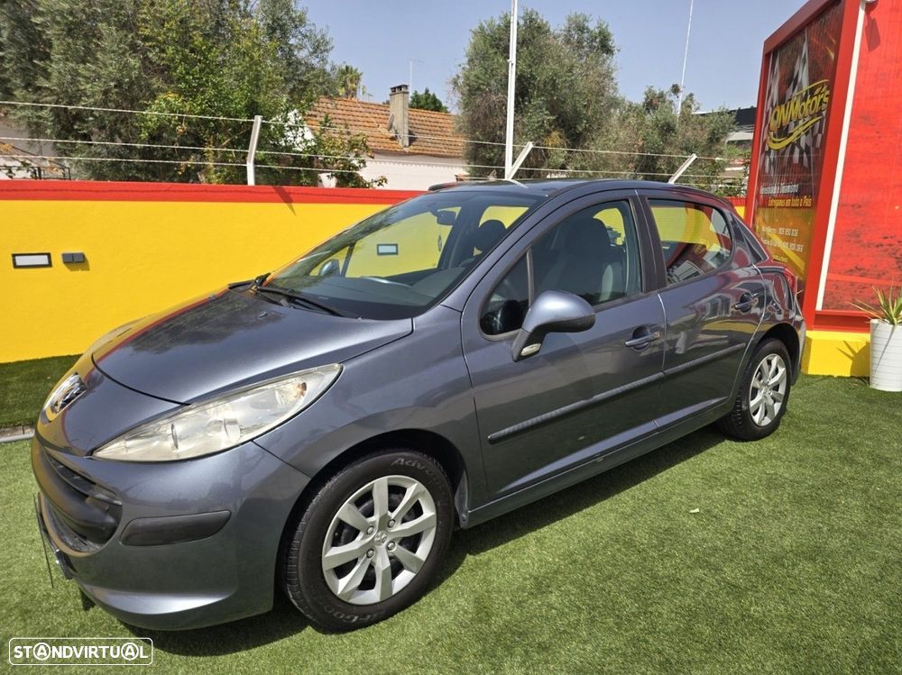 Peugeot 207 1.4 16V Trendy - 2